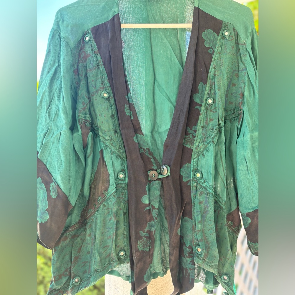 Beautiful vintage shawl great for festival season or lingerie